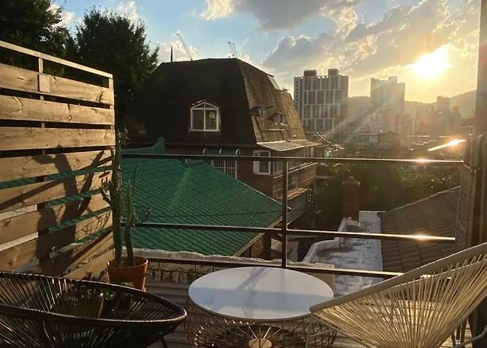 Hébergement de vacances Lumi - 7min Walk From Yeonsinnae Station , Spacious Entire House *